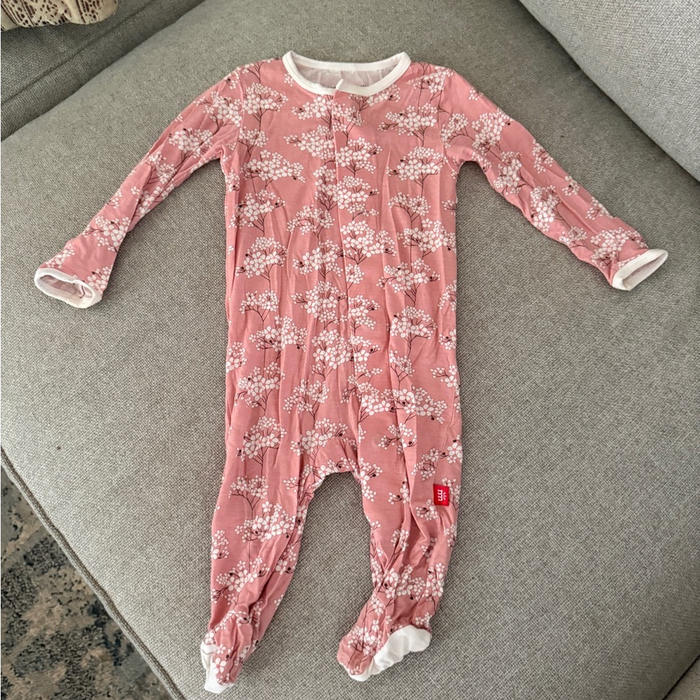 Magnetic Me pajamas